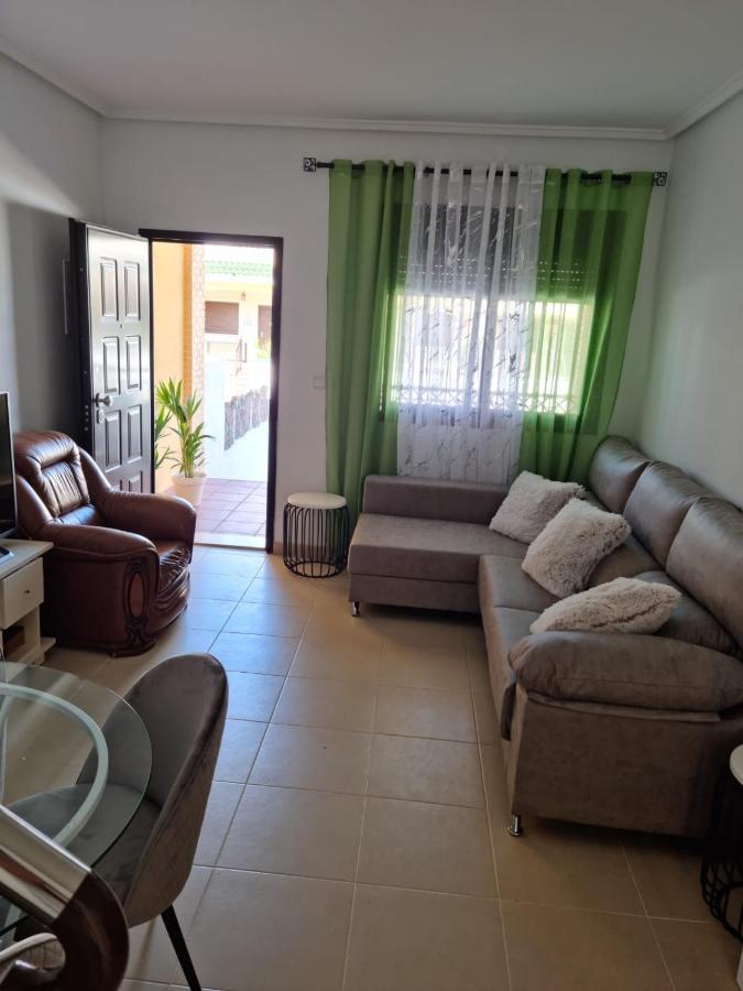 Agradable Adosado Con Piscina Villa Ciudad Quesada Kültér fotó