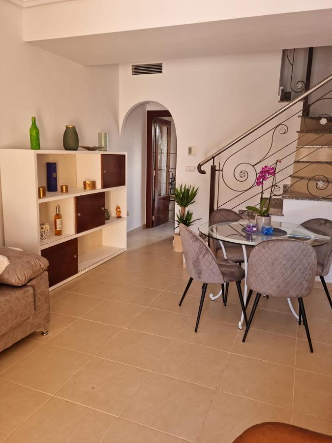 Agradable Adosado Con Piscina Villa Ciudad Quesada Kültér fotó